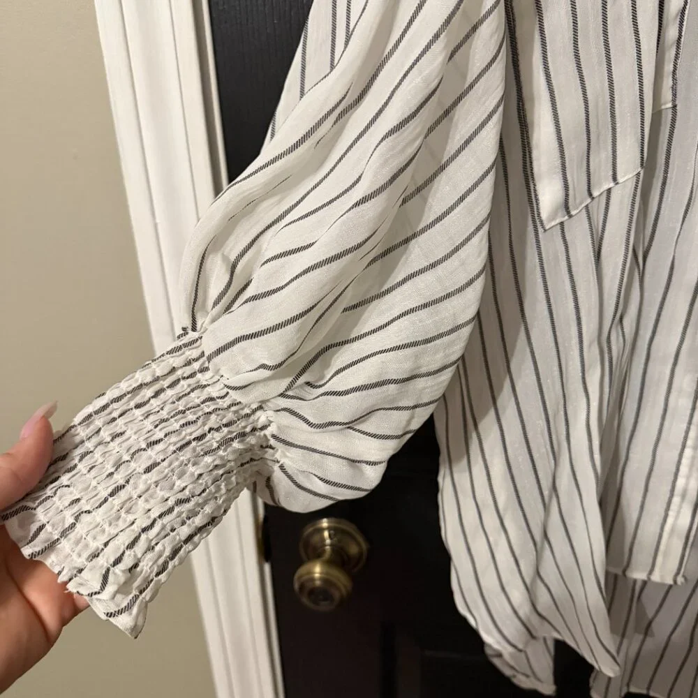 Womens Oversized Sheer Striped Blouse Balloon Sleeves White Black Medium - Picture 3 of 5